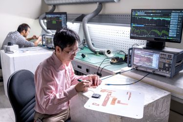 People working in Taoyuan Office