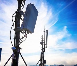 Choosing the Right External Antenna Mount: Adhesive/Magnet, Mirror Rail, and Beyond